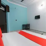 Flagship Xpress Stays Near Munshi Pulia Metro Station